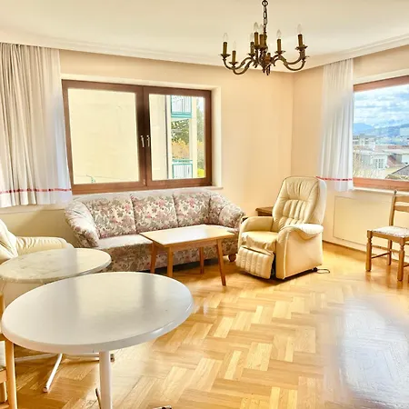 Karawankenblick With View - Free Parking 아파트