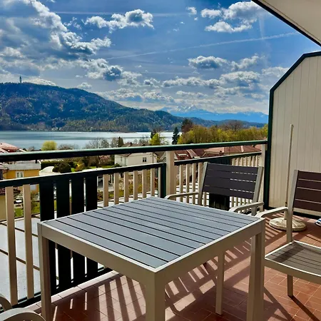 Karawankenblick With View - Free Parking 아파트 Pörtschach am Wörthersee