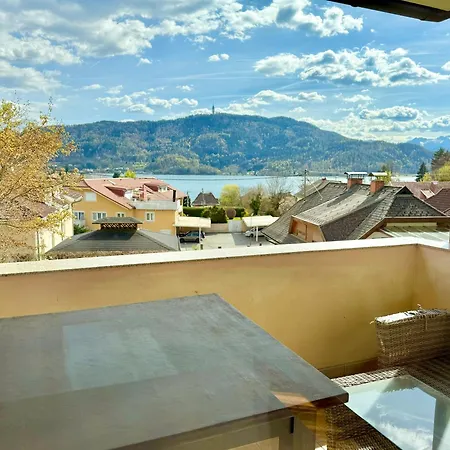 Karawankenblick With View - Free Parking 아파트
